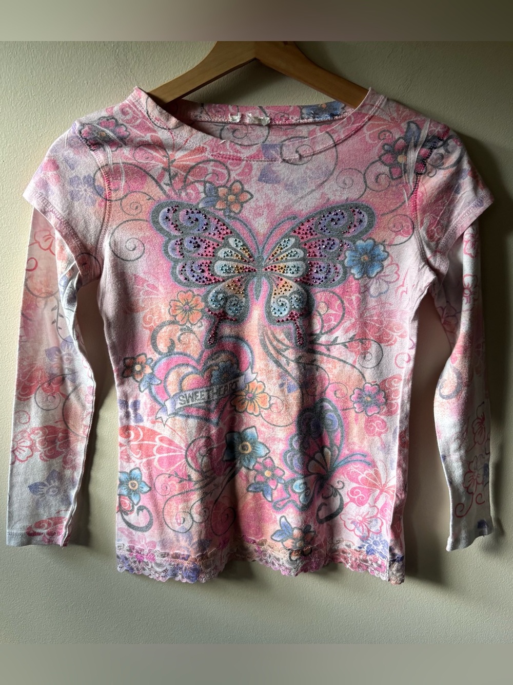 2009 Pink Y2K Graphic Butterfly Tee